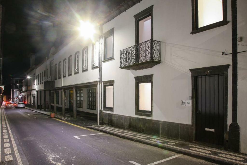 Place Of Moments Urban-Suites Ponta Delgada  Exterior photo